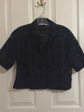 Abercrombie & Fitch Black Eyelet Button-Up Blouse